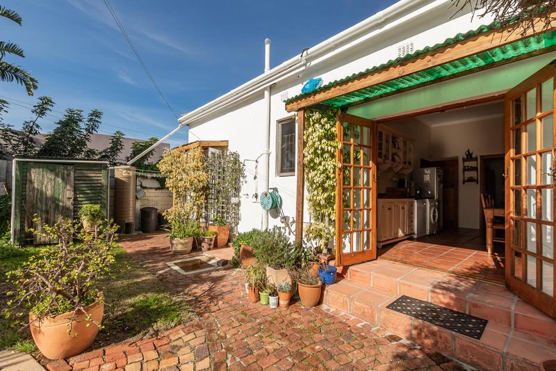 4 Bedroom Property for Sale in Kenilworth Western Cape